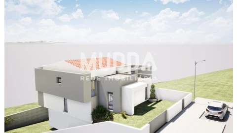 Terreno para Venda em Sé, Santa Maria e Meixedo