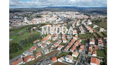 Terreno para Venda em Sé, Santa Maria e Meixedo