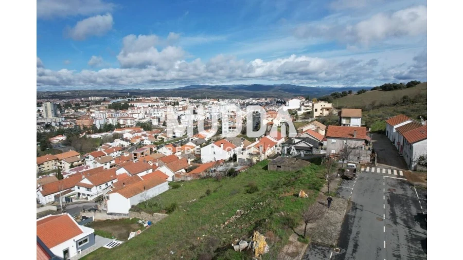 Terreno para Venda em Sé, Santa Maria e Meixedo Foto 13