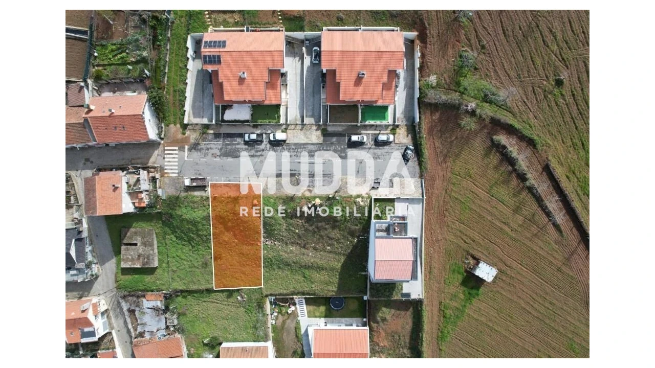 Terreno para Venda em Sé, Santa Maria e Meixedo Foto 1