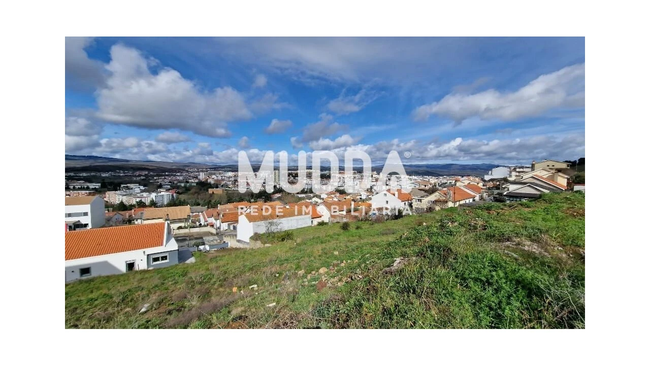 Terreno para Venda em Sé, Santa Maria e Meixedo Foto 16