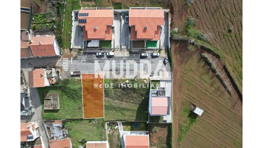 Terreno para Venda em Sé, Santa Maria e Meixedo Foto 1