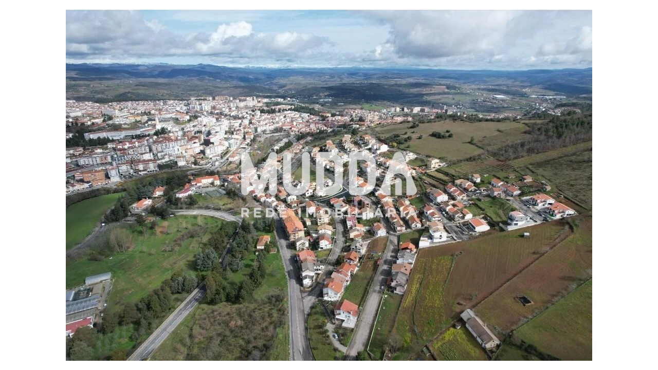 Terreno para Venda em Sé, Santa Maria e Meixedo Foto 14