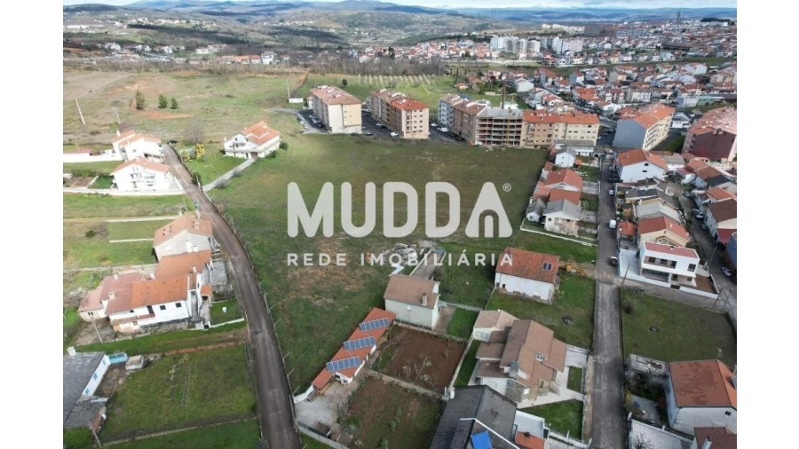 Terreno para Venda em Sé, Santa Maria e Meixedo Foto 3