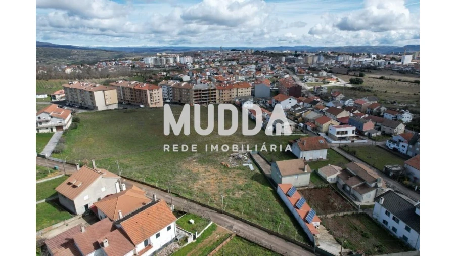 Terreno para Venda em Sé, Santa Maria e Meixedo Foto 12