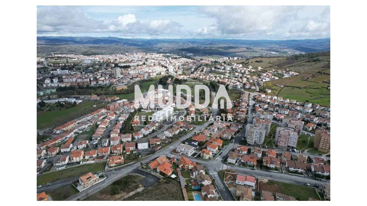 Terreno para Venda em Sé, Santa Maria e Meixedo Foto 6