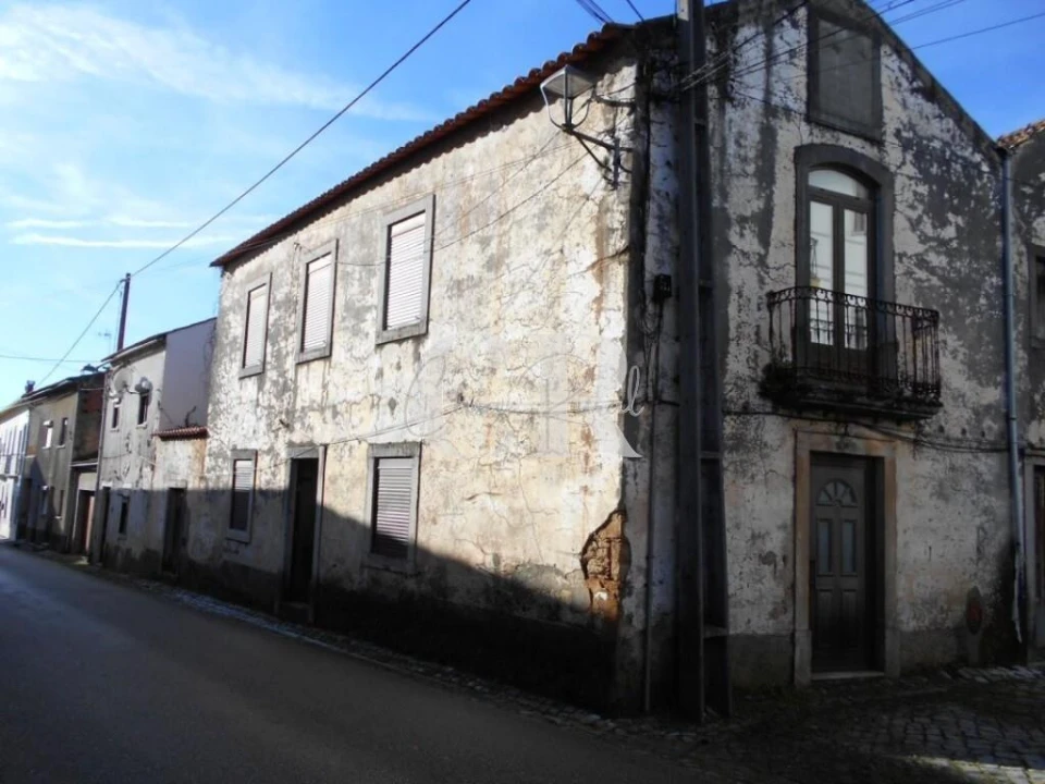 Moradia T3 para Venda em Avelar Foto 8