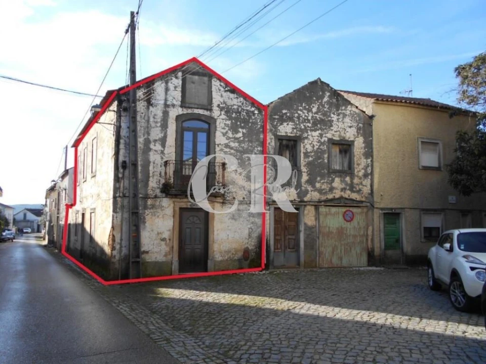 Moradia T3 para Venda em Avelar Foto 3