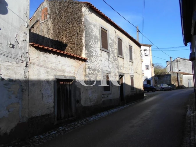 Moradia T3 para Venda em Avelar Foto 7