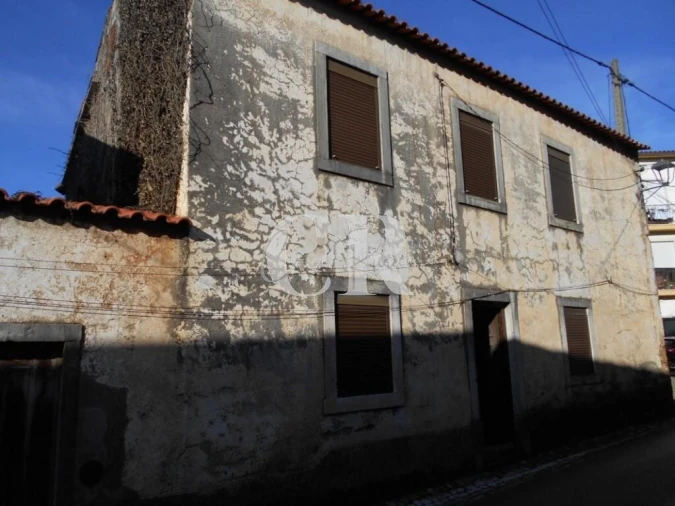 Moradia T3 para Venda em Avelar Foto 6