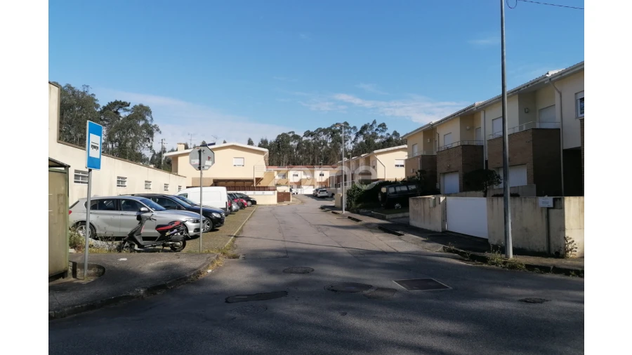 Terreno para Venda em Vila Nova de Famalicão e Calendário Foto 6