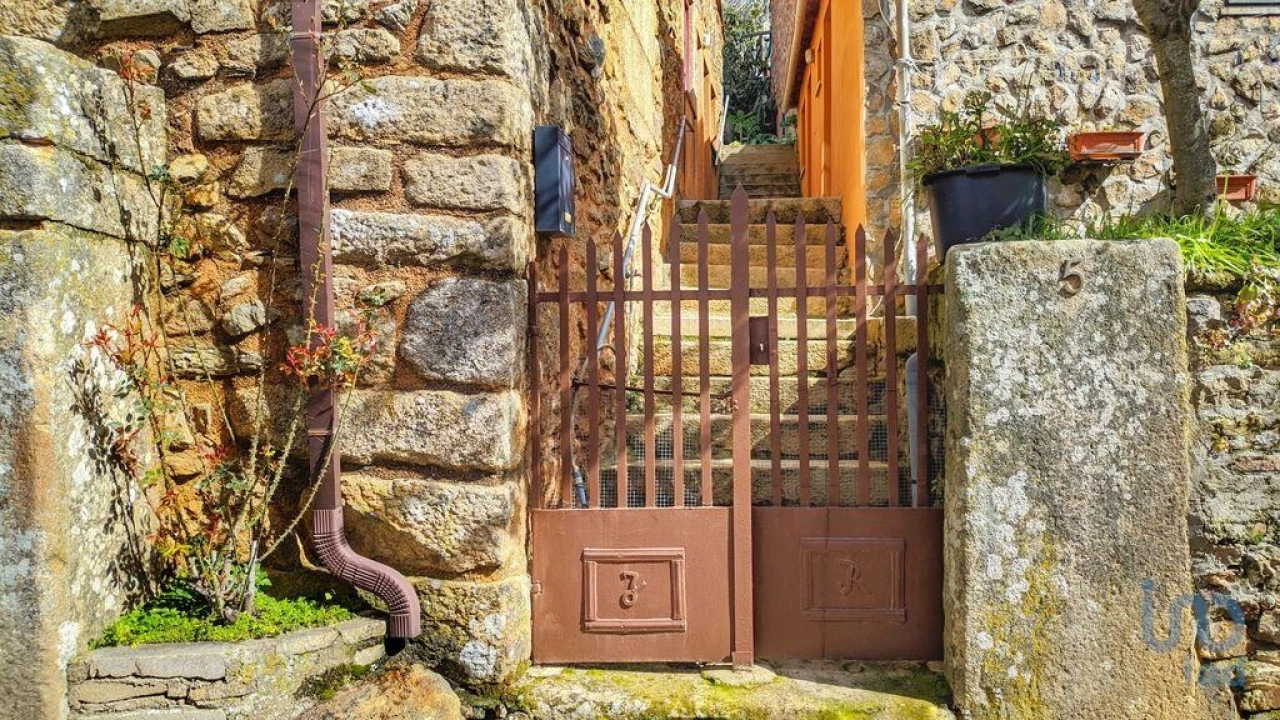 Moradia T4 para Venda em Castelo Rodrigo Foto 7