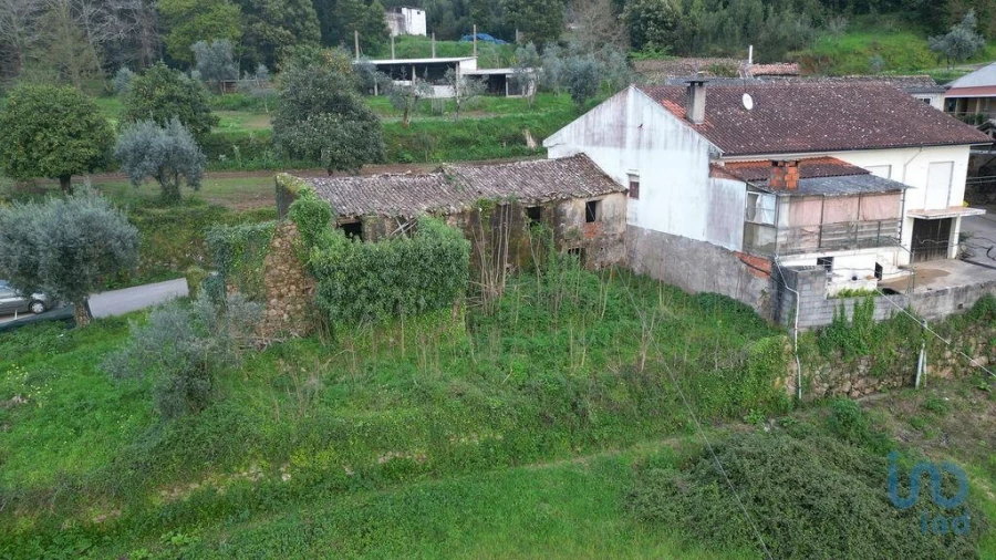 Moradia T3 para Venda em Vila Nova Foto 5