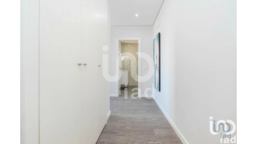 Apartamento T3 para Venda em Quelfes Foto 14