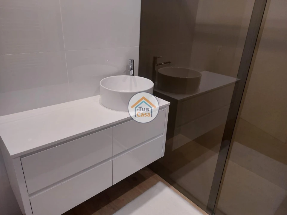 Apartamento T1 para Venda em Ranhados Foto 13