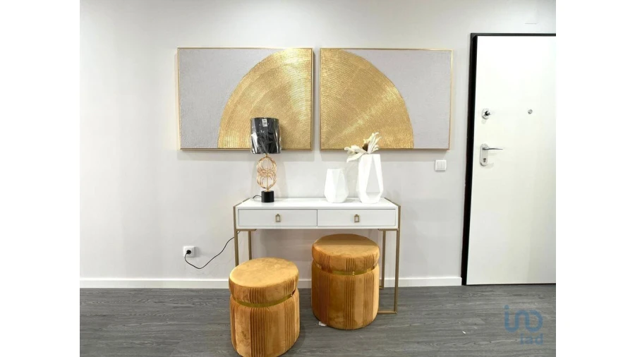 Apartamento T3 para Venda em Quelfes