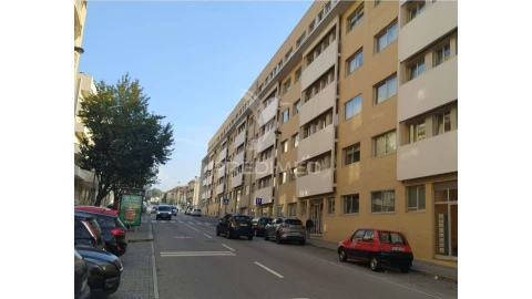 Terreno para Venda em Custóias, Leça do Balio e Guifões