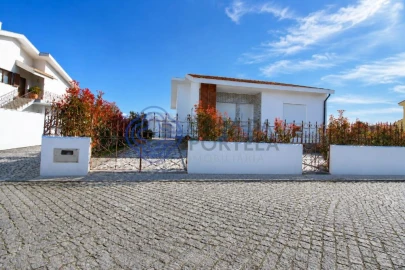 Moradia T3 para Venda em Perafita, Lavra e Santa Cruz do Bispo