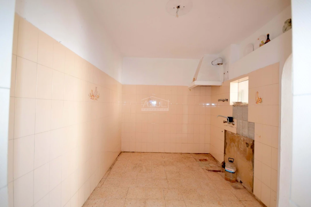 Moradia T3 para Venda em Alte Foto 13