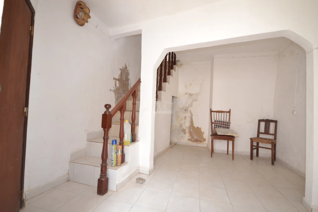 Moradia T3 para Venda em Alte Foto 8
