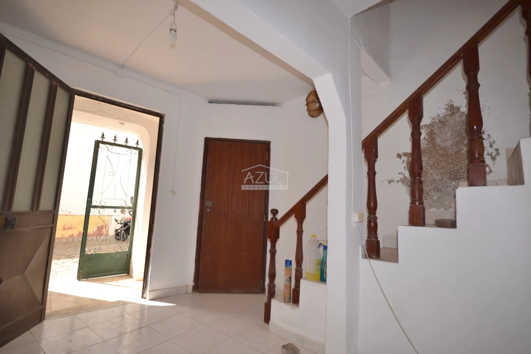 Moradia T3 para Venda em Alte Foto 7