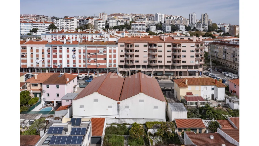 Terreno Comércio / Armazém para Venda em Queluz e Belas Foto 10