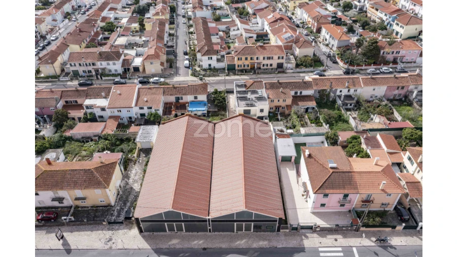Terreno Comércio / Armazém para Venda em Queluz e Belas Foto 12