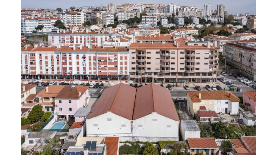 Terreno Comércio / Armazém para Venda em Queluz e Belas Foto 17