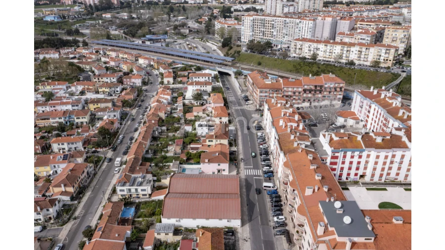 Terreno Comércio / Armazém para Venda em Queluz e Belas Foto 19