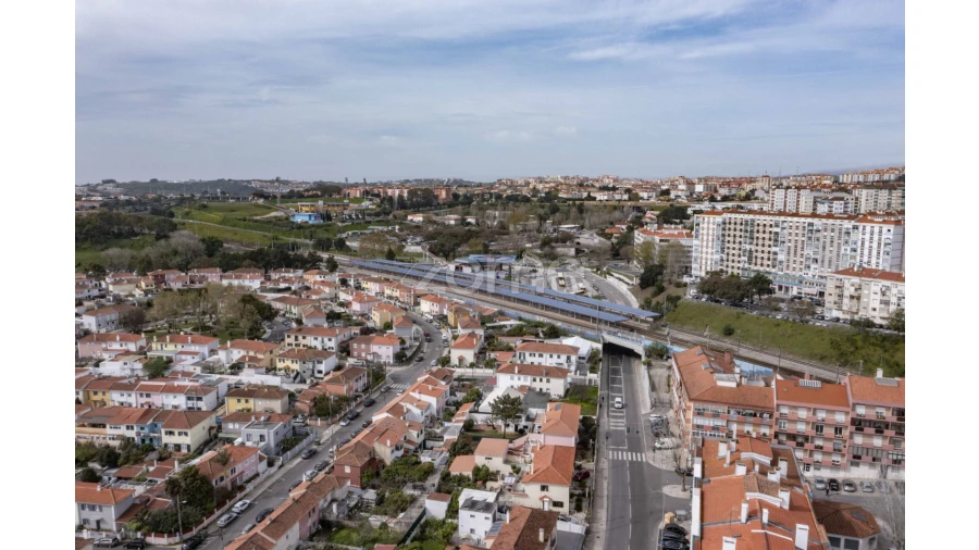 Terreno Comércio / Armazém para Venda em Queluz e Belas Foto 20