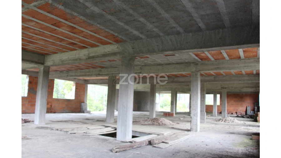 Moradia T4 para Venda em Rio de Loba Foto 10