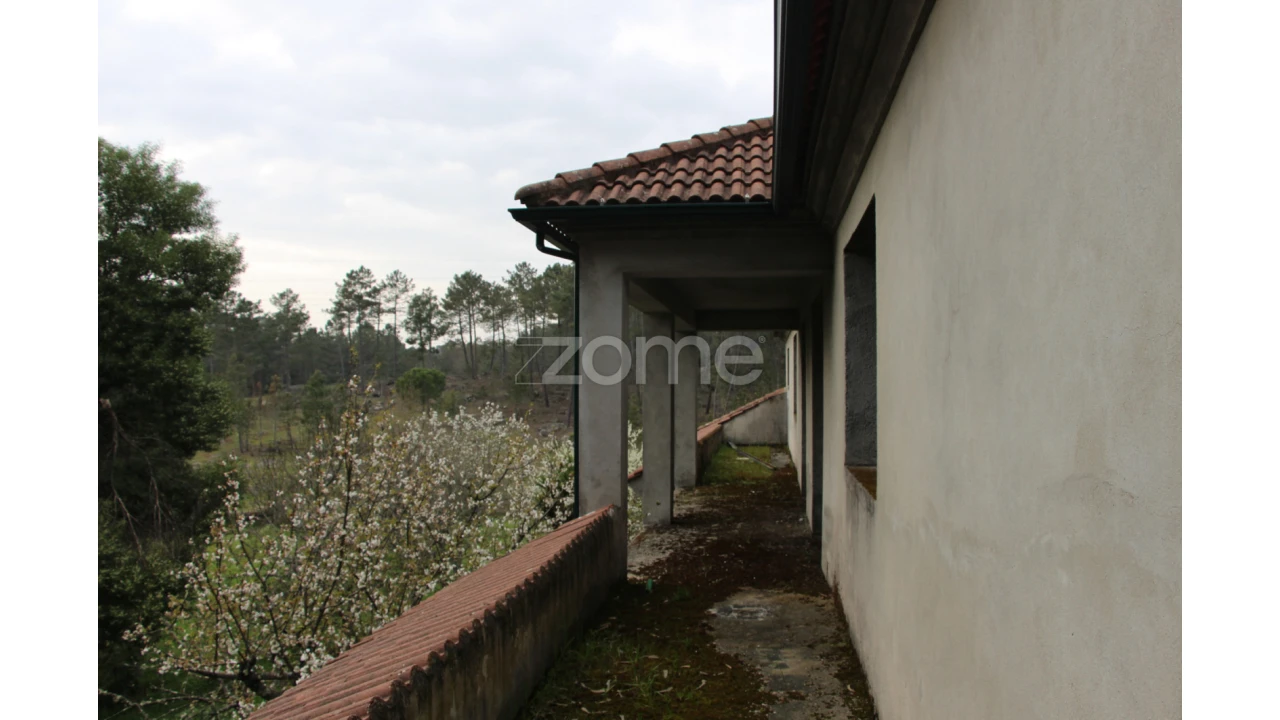 Moradia T4 para Venda em Rio de Loba Foto 14