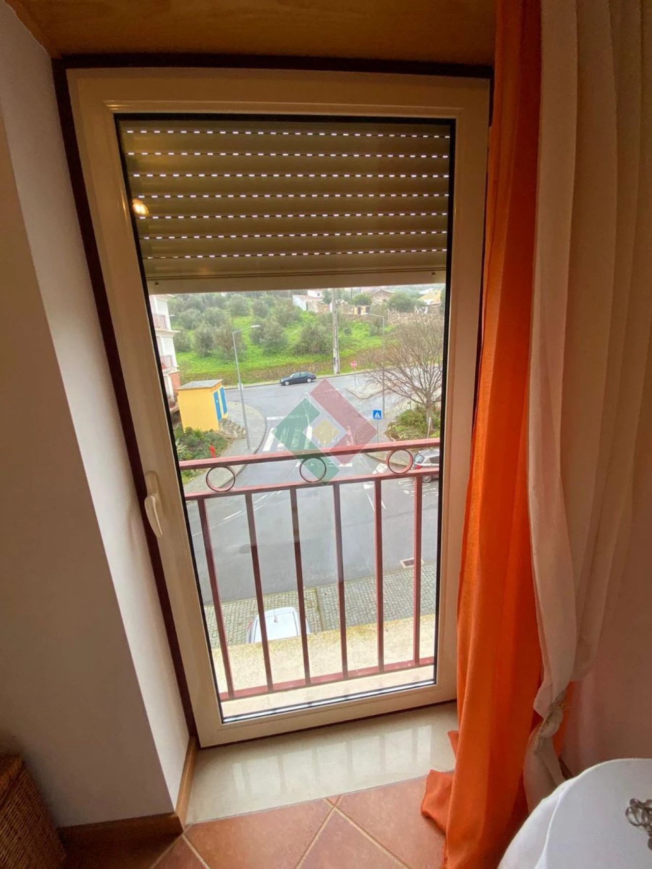 Apartamento T1 para Venda em Sé e São Lourenço Foto 9