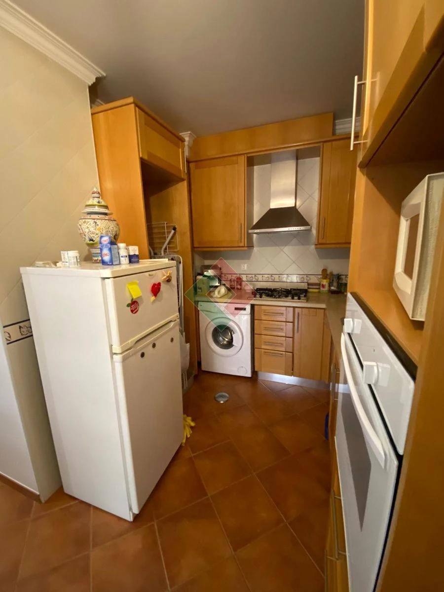 Apartamento T1 para Venda em Sé e São Lourenço Foto 4