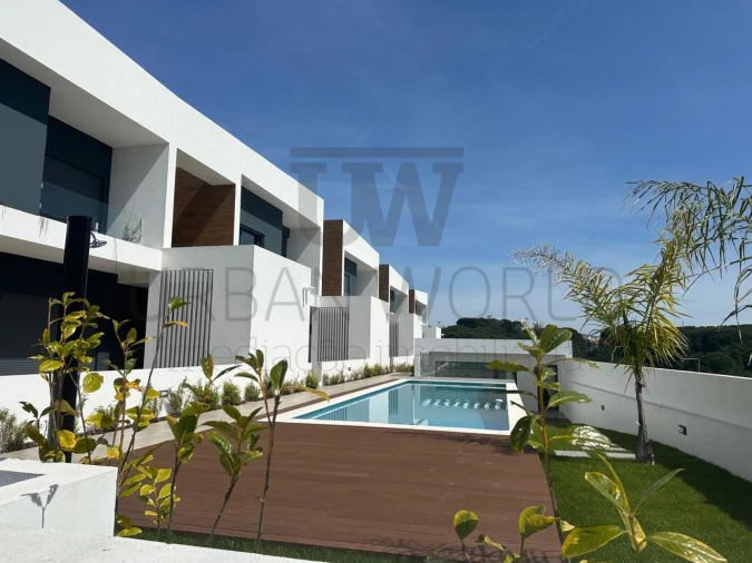 Moradia T4 para Venda em Loures Foto 20