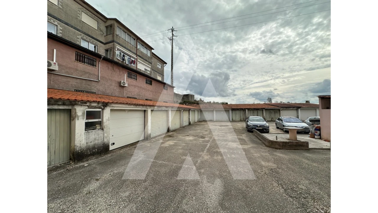 Loja para Venda em Oiã Foto 12