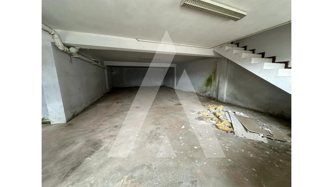 Loja para Arrendamento em Oiã Foto 8