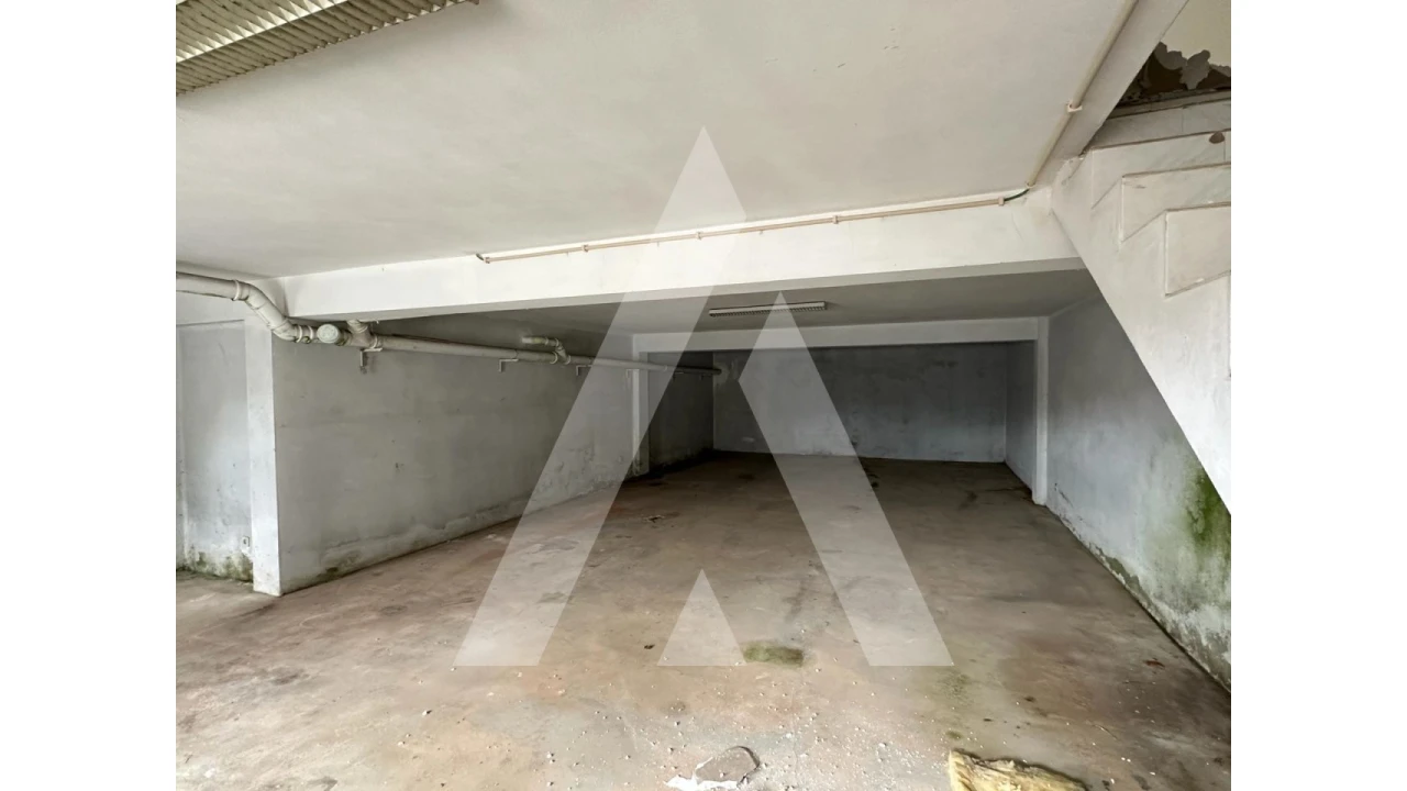 Loja para Arrendamento em Oiã Foto 9