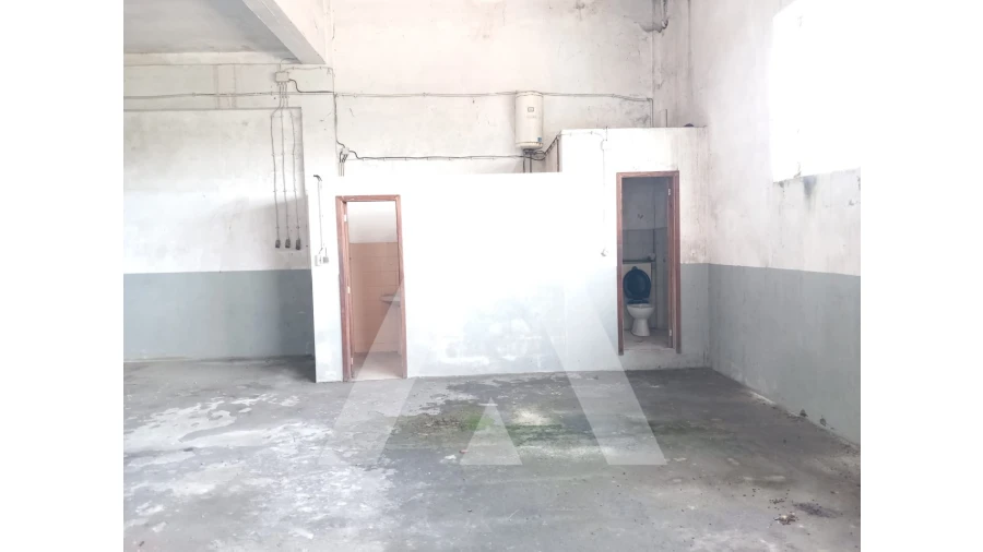 Armazém para Venda em Macieira de Cambra Foto 6