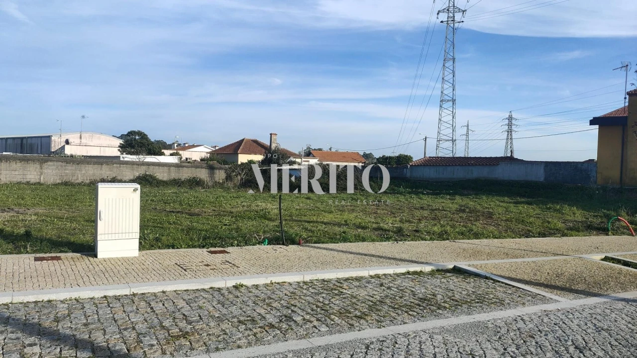 Terreno para Venda em Gião Foto 8