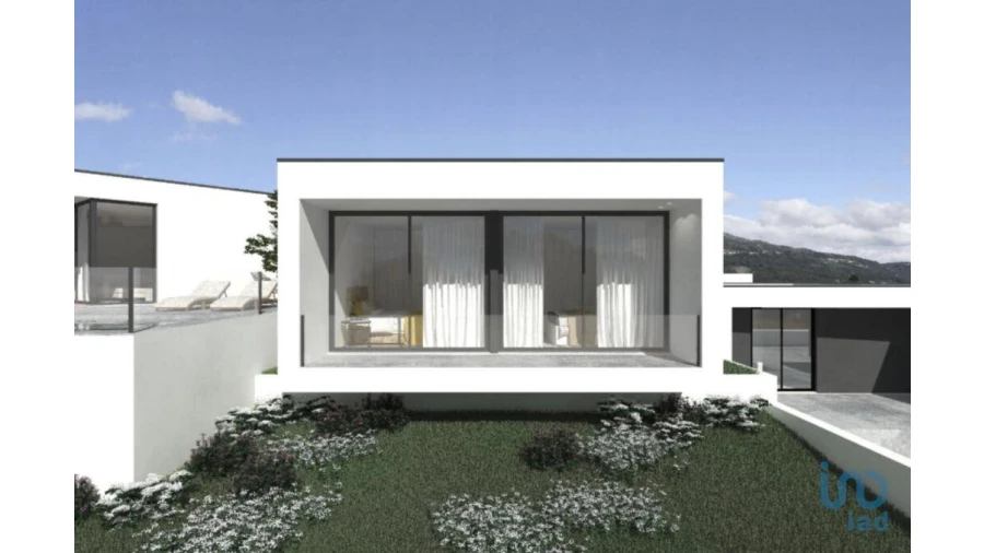 Moradia T3 para Venda em Estorãos Foto 6