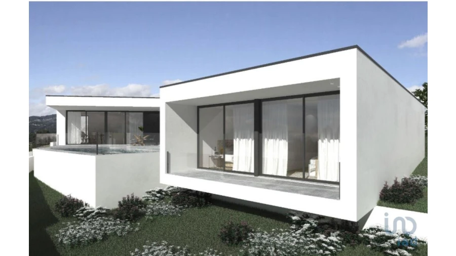 Moradia T3 para Venda em Estorãos Foto 3