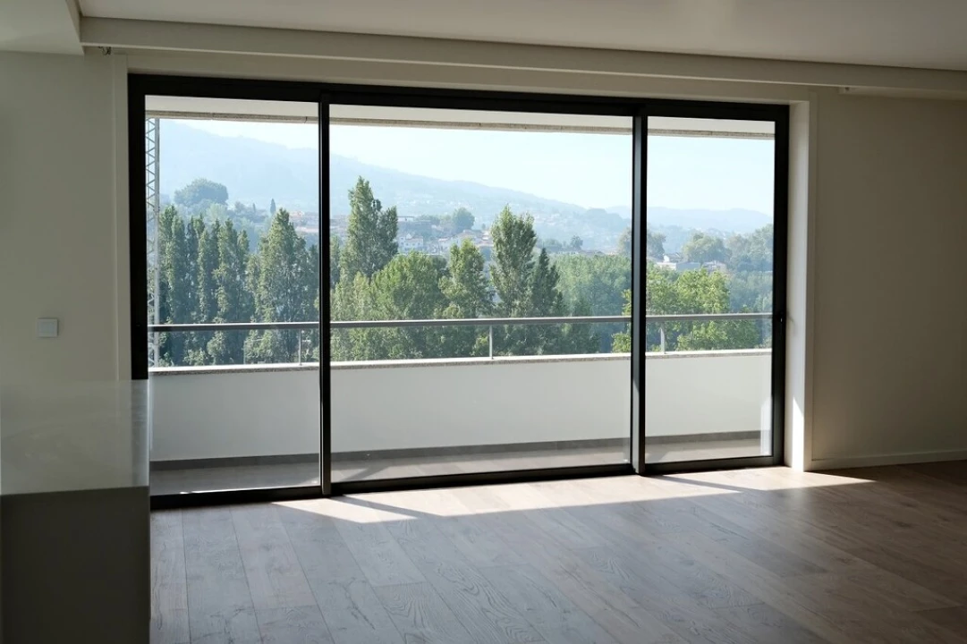 Apartamento T2 para Venda em Azurem Foto 5