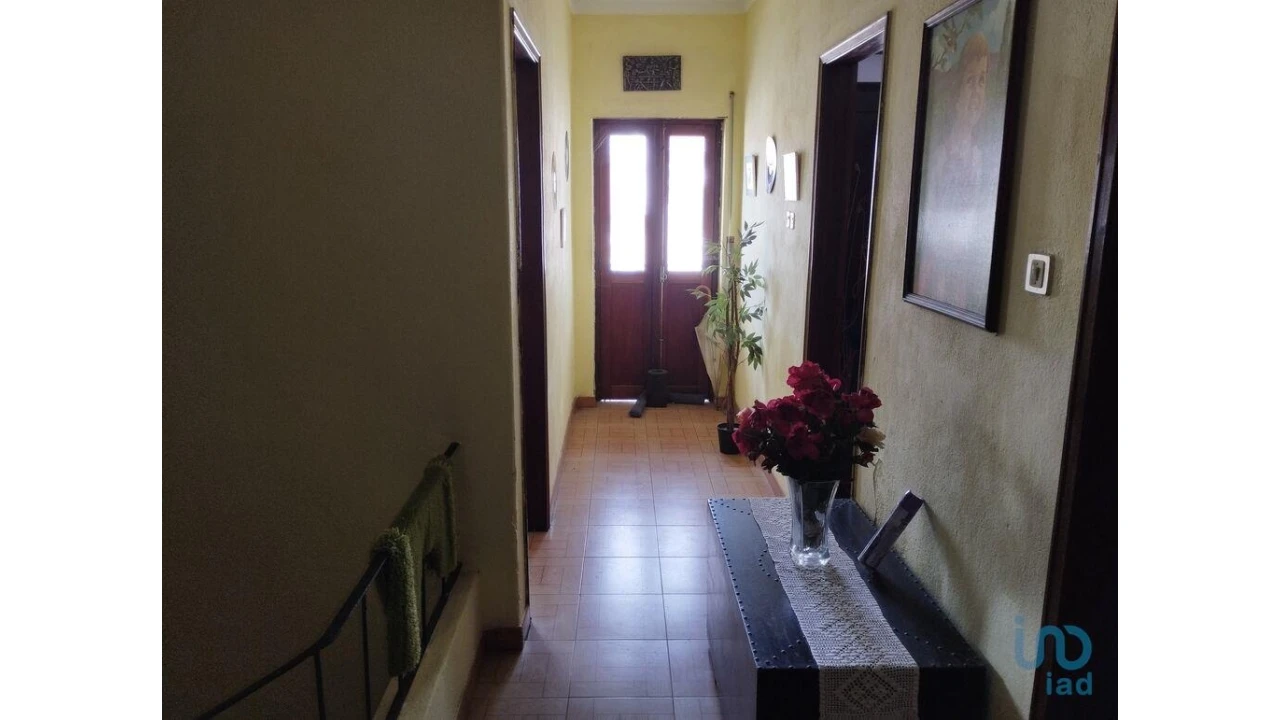 Moradia T10 para Venda em Gafete Foto 14