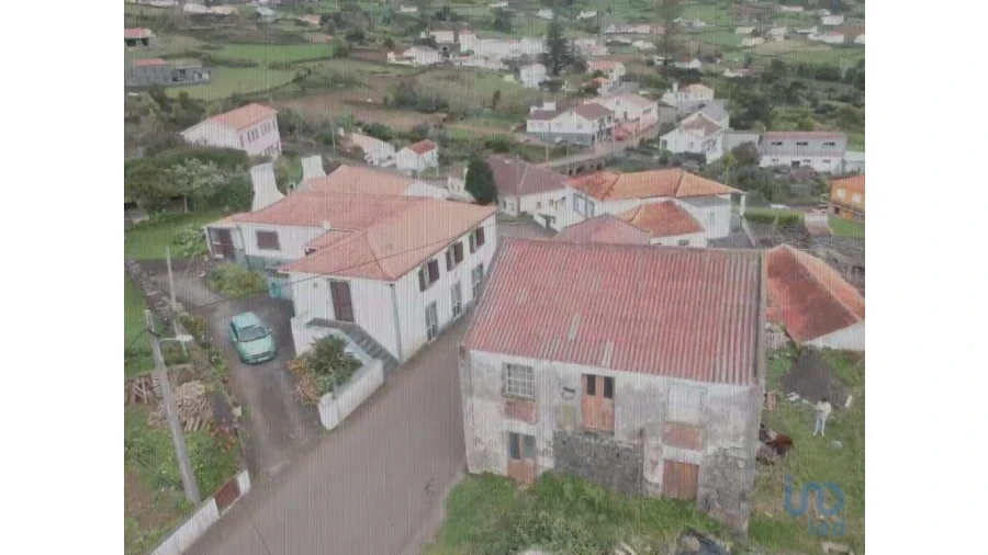 Moradia T7 para Venda em Ribeira Seca Foto 4