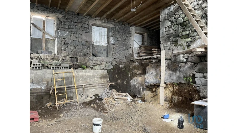 Moradia T7 para Venda em Ribeira Seca Foto 10