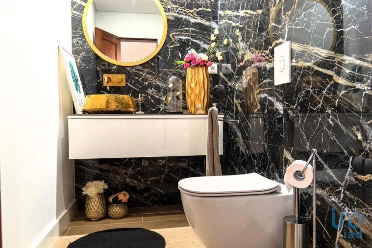 Moradia T4 para Venda em Santa Comba Foto 8