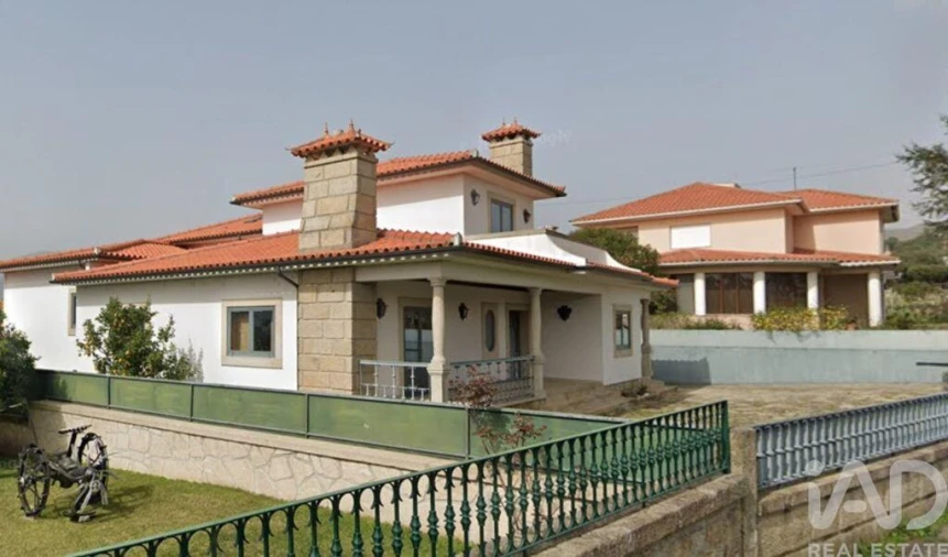 Moradia T4 para Venda em Santa Comba Foto 18