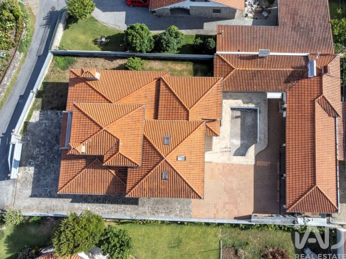 Moradia T4 para Venda em Santa Comba Foto 24