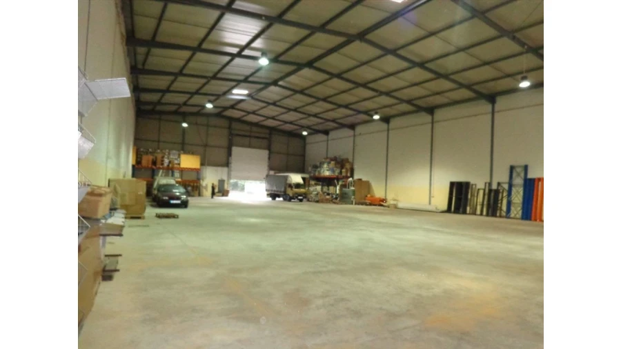 Armazém para Arrendamento em Grijó e Sermonde Foto 5